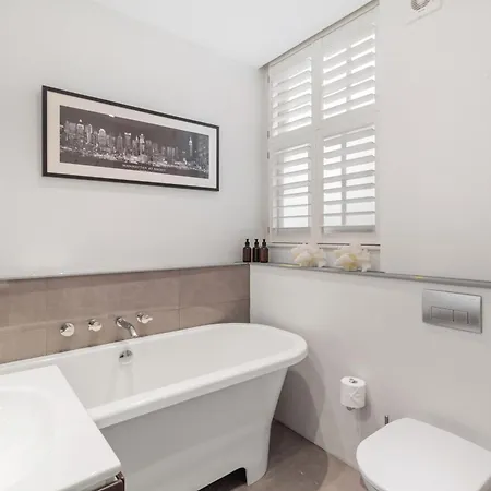 Luxurious Townhouse - La Reserve Knightsbridge Londra Esterno foto