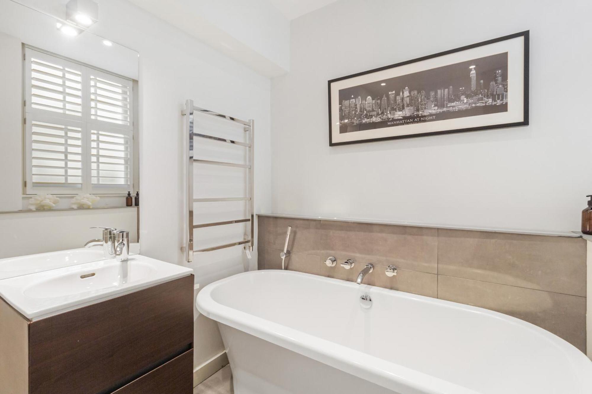 Luxurious Townhouse - La Reserve Knightsbridge Appartamento